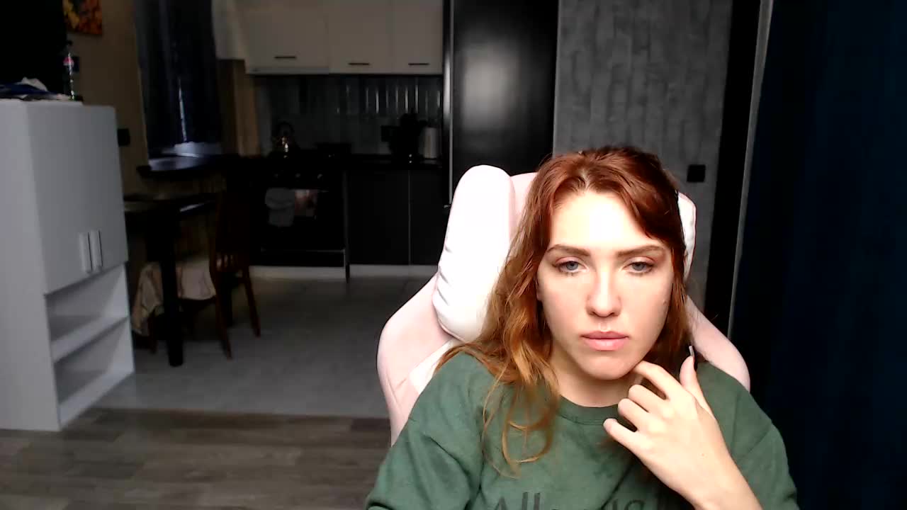 Regimasmile Cam Model Chat October 9, 2025