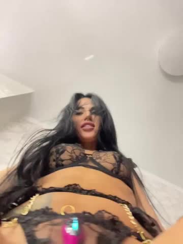 Nicol Cam Model Chat October 9, 2025