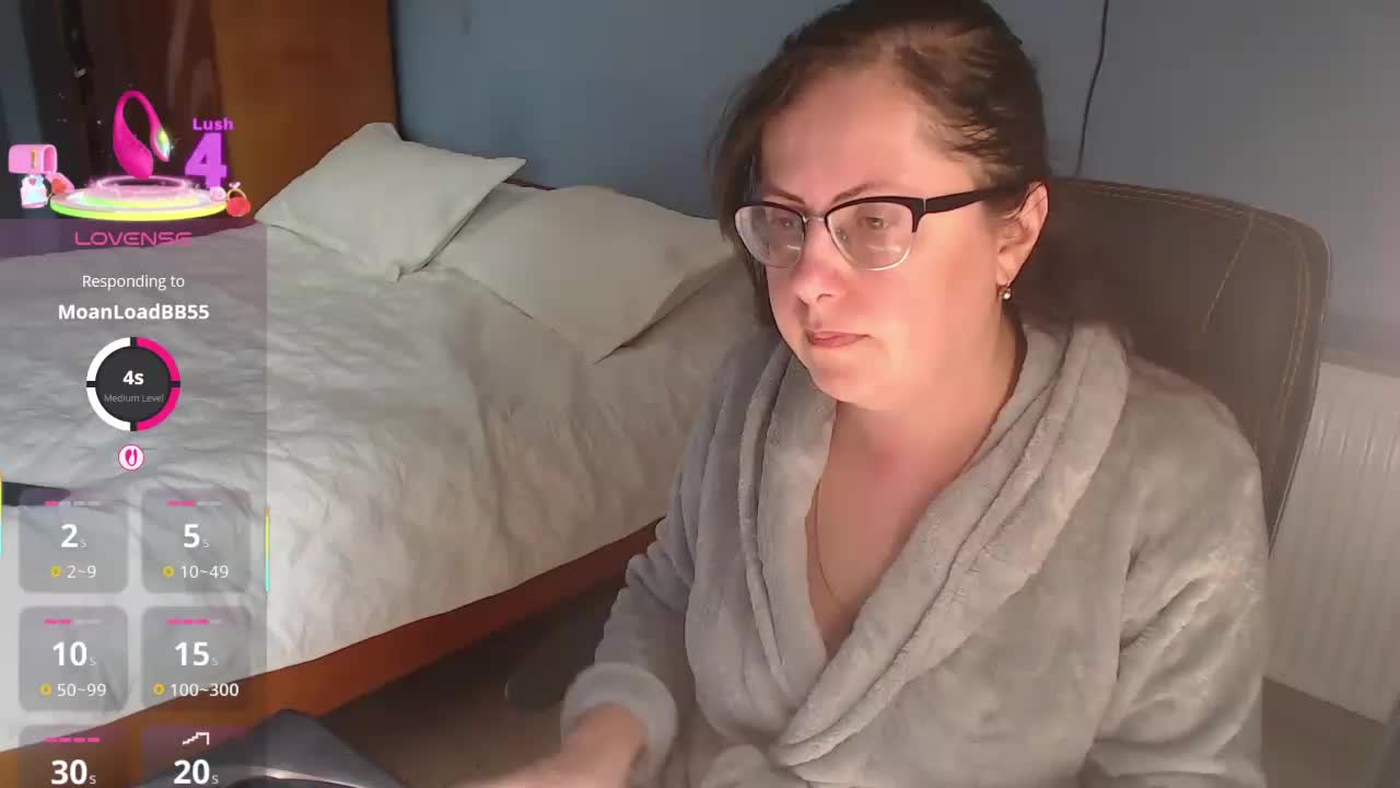 mandarinka28 Cam Model Chat October 9, 2025