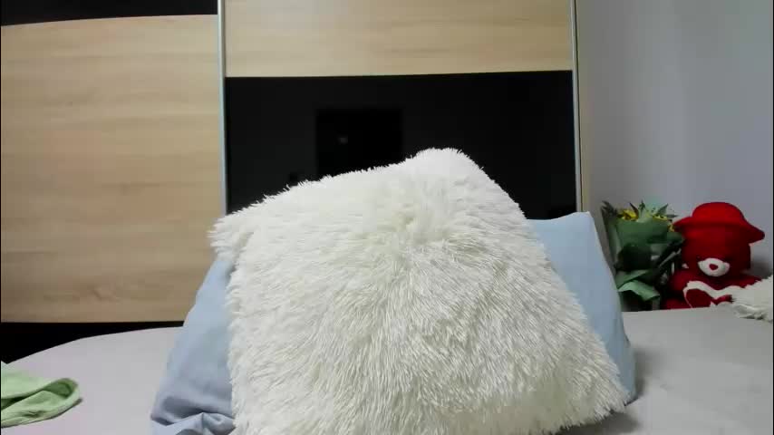 angell6969 Cam Model Chat October 9, 2025