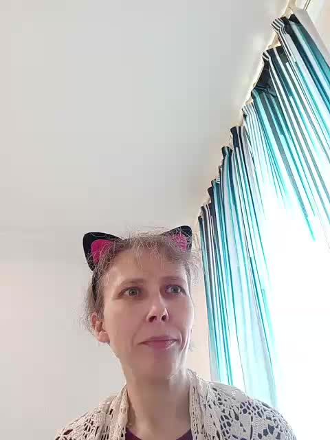 -Queen-Margo- Cam Model Chat October 9, 2025