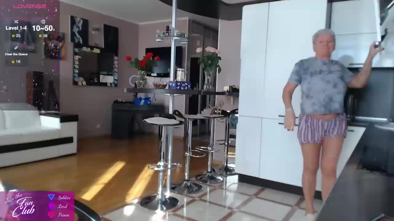 roxana-brooks Cam Model Chat October 9, 2025