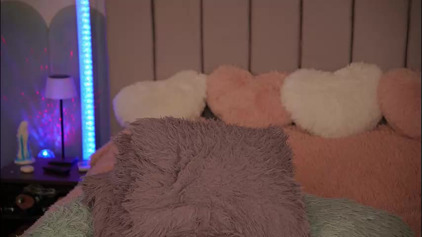 vickysecret96 Cam Model Chat October 9, 2025