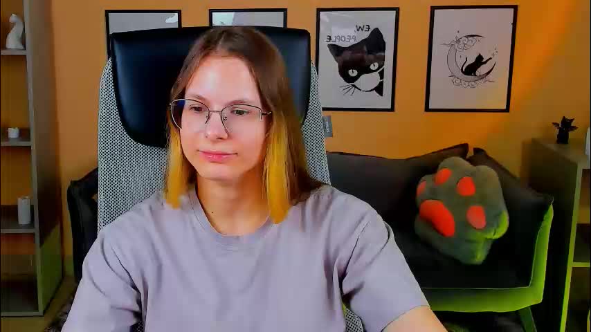 carrie_roses Cam Model Chat October 9, 2025