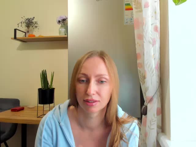 EvaXlove69 Cam Model Chat October 9, 2025