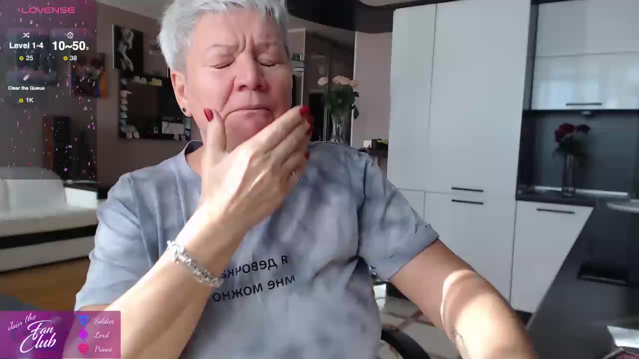 roxana-brooks Cam Model Chat October 9, 2025