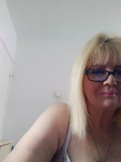 BoloshkaBlonda Cam Model Chat October 9, 2025