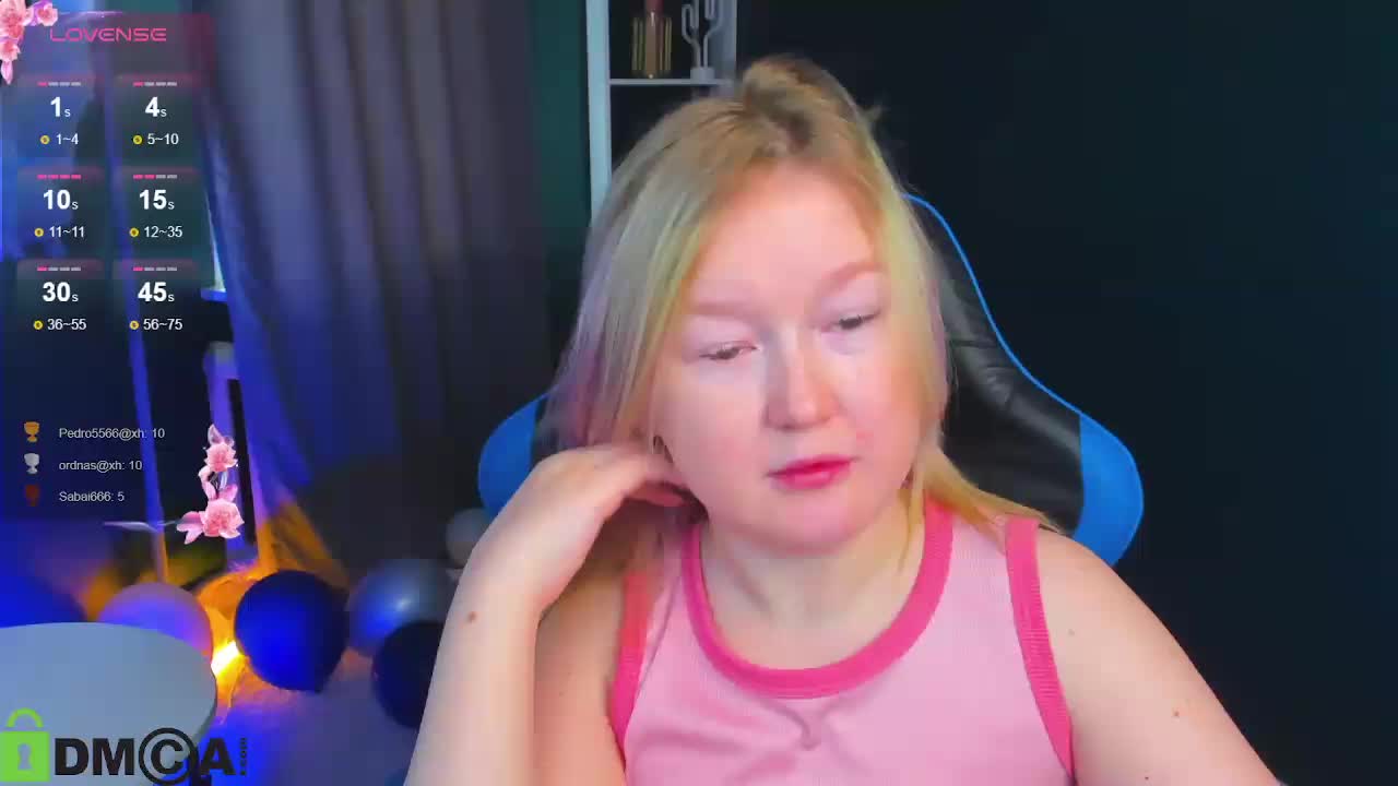 Sara-Moor Cam Model Chat October 9, 2025