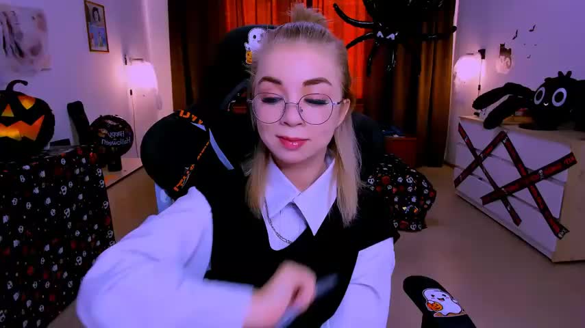 littleSiyfairy Cam Model Chat October 9, 2025