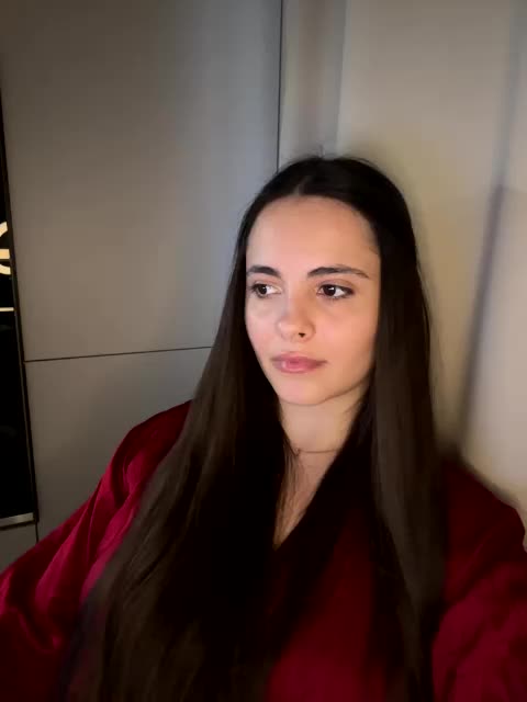 Cherry_s Cam Model Chat October 9, 2025