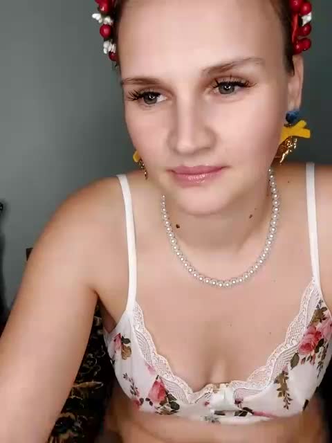 LisaLovHoney Cam Model Chat October 9, 2025