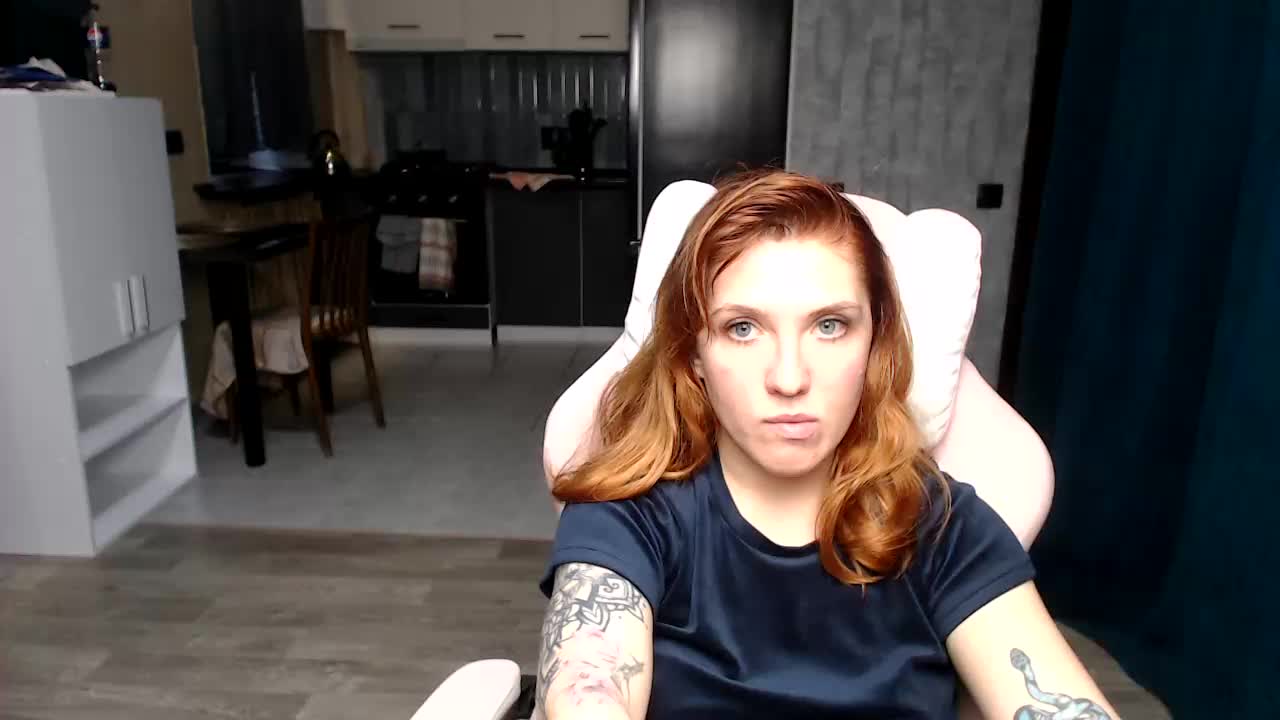 Regimasmile Cam Model Chat October 9, 2025