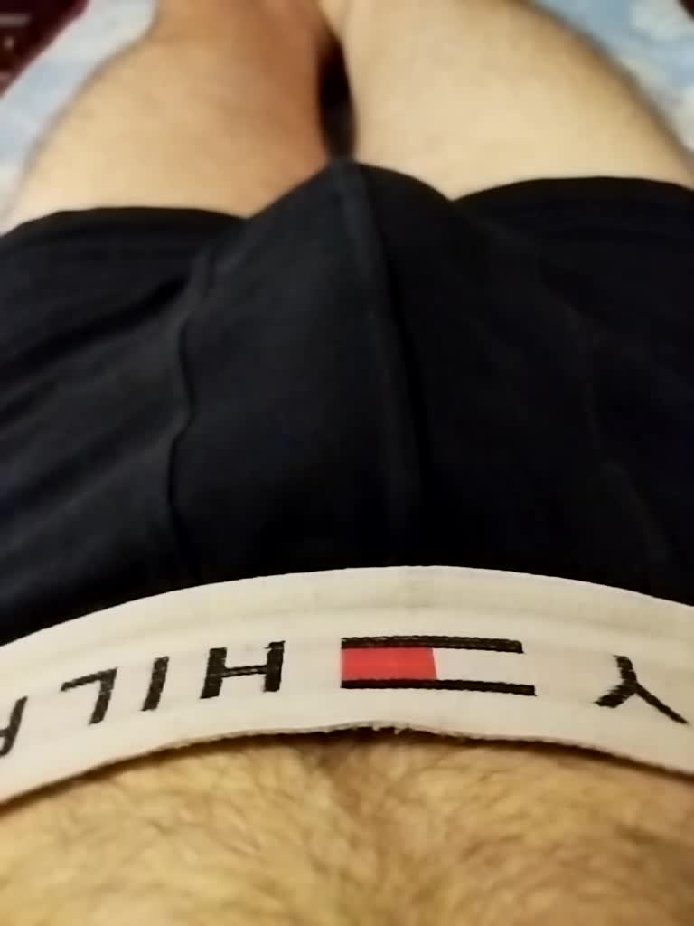 Mickey_17 Cam Model Chat October 9, 2025