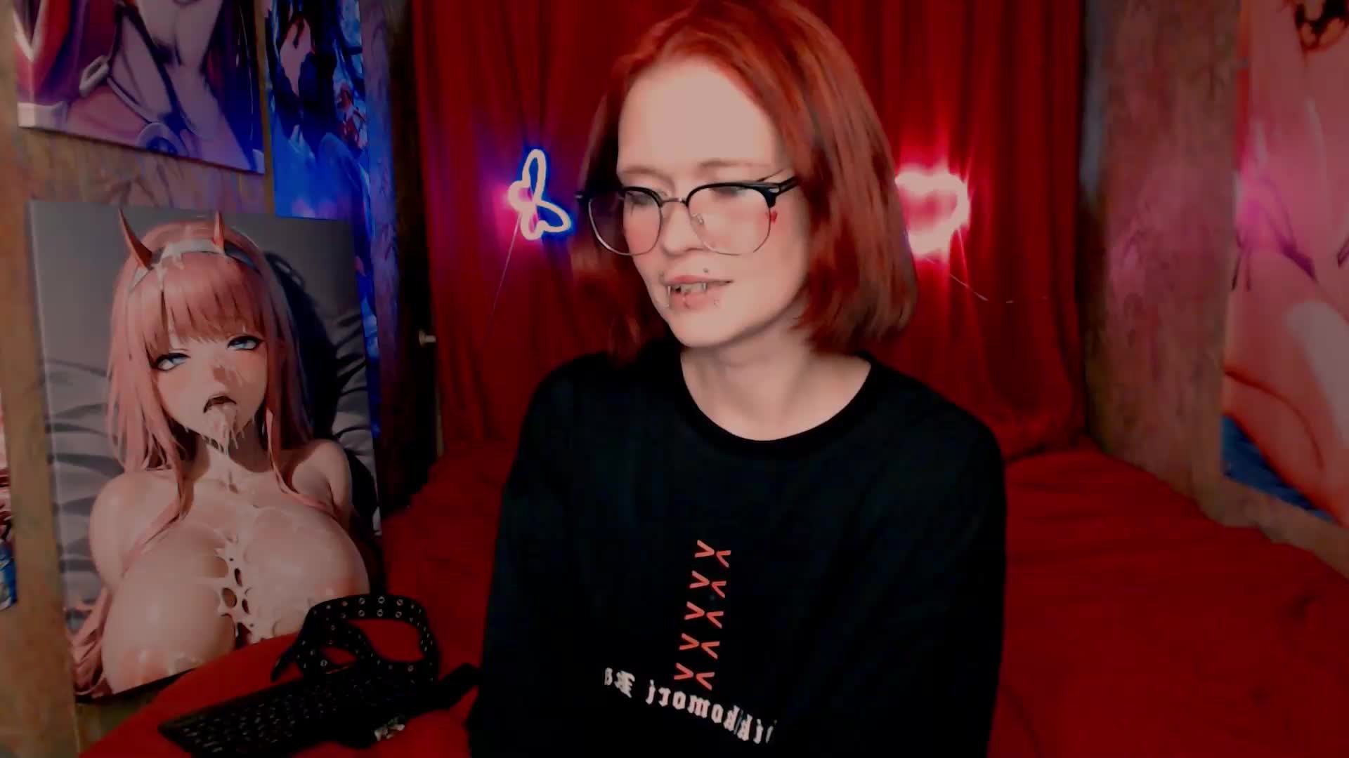 Velvet-and-Venom Cam Model Chat October 9, 2025