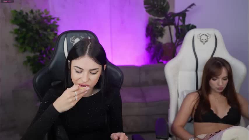 bright_diamonds_054 Cam Model Chat October 9, 2025