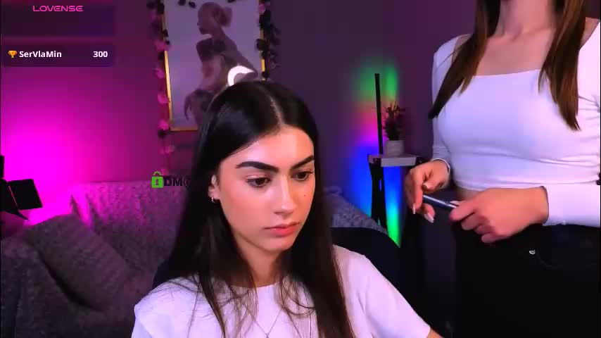 berry_alma Cam Model Chat October 9, 2025