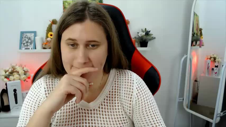 Lucky_Lana Cam Model Chat October 9, 2025