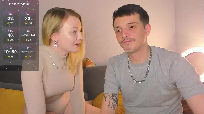_hey_scarlett_ Cam Model Chat October 9, 2025