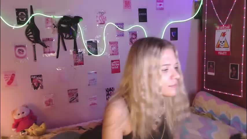 your_horny_friends Cam Model Chat October 9, 2025