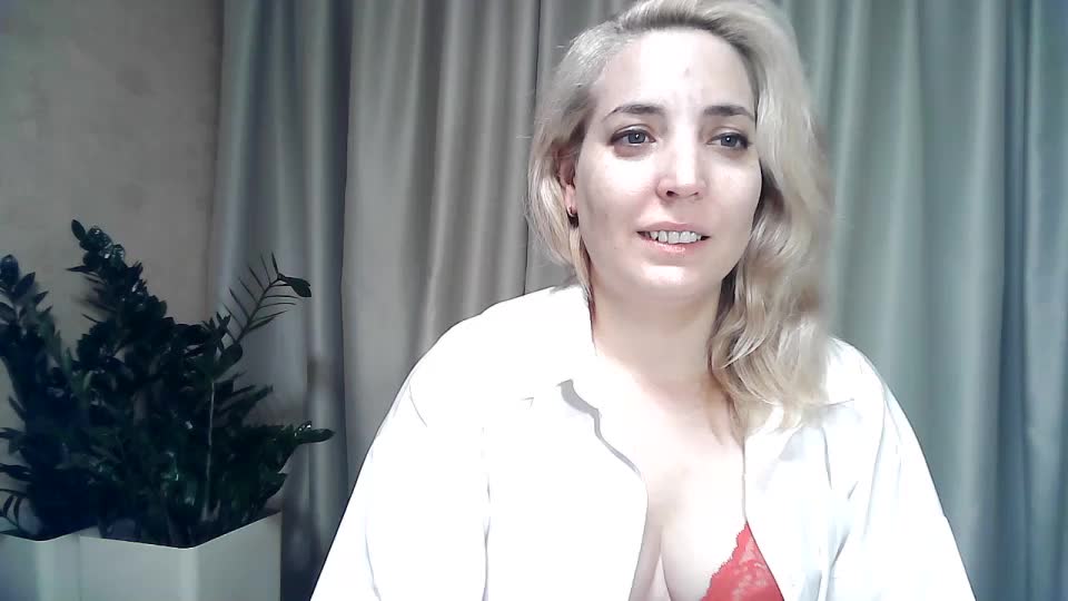 mariska-kiska Cam Model Chat October 9, 2025