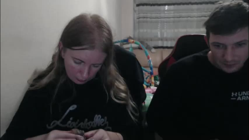 jenisandpeter Cam Model Chat October 9, 2025