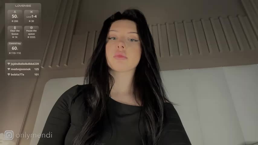 MENNDI Cam Model Chat October 9, 2025