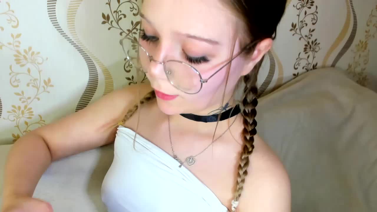 MelMooon Cam Model Chat October 9, 2025