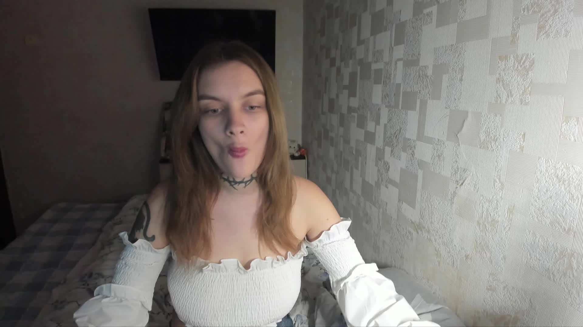 AlisTris Cam Model Chat October 9, 2025