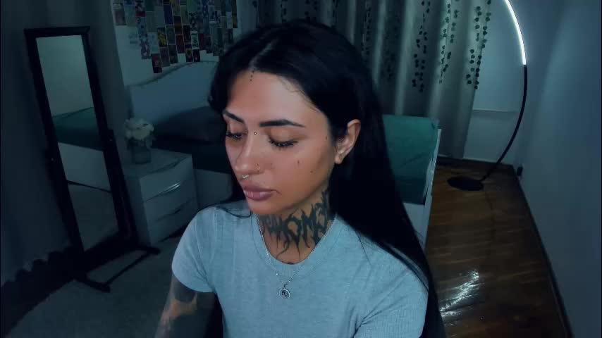 butter_f1y Cam Model Chat October 9, 2025