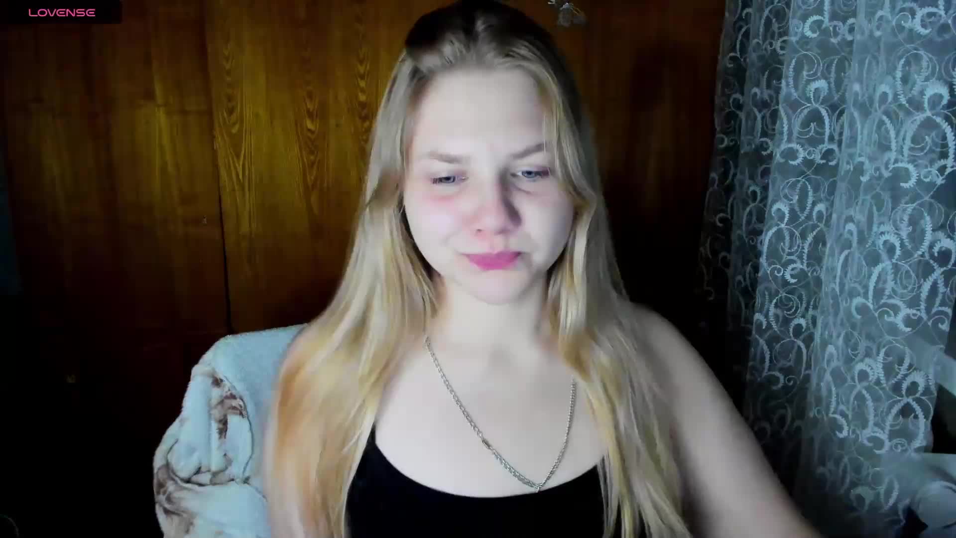 Emma-Frizea Cam Model Chat October 9, 2025