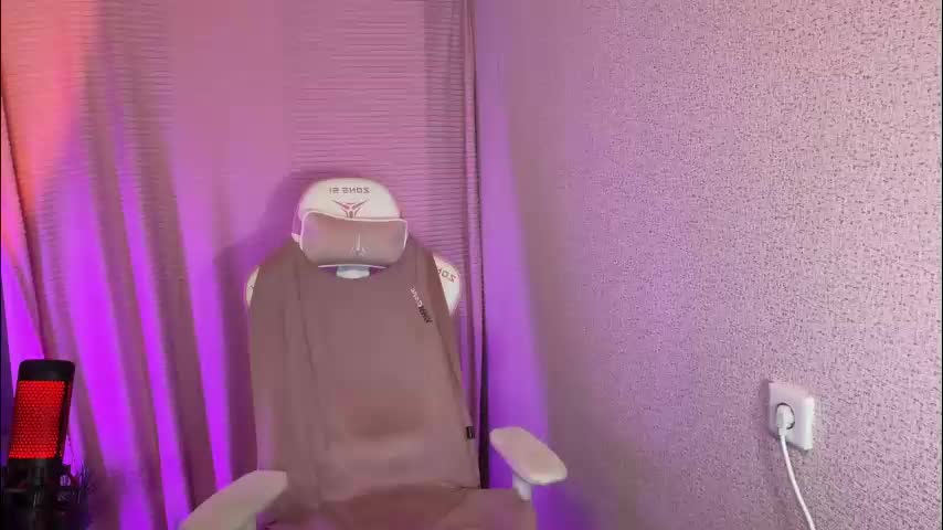 katrin_kristal Cam Model Chat October 9, 2025