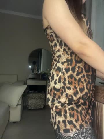 Myr-kiss Cam Model Chat October 9, 2025