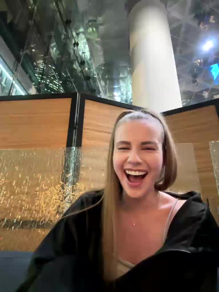 VikkiExtraCheese Cam Model Chat October 10, 2025