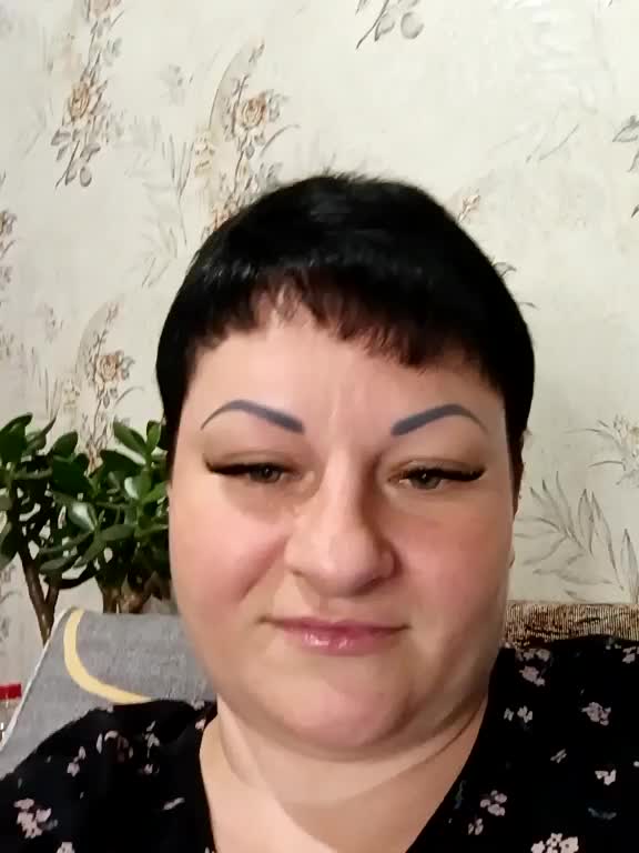 sammy-W-2 Cam Model Chat October 10, 2025