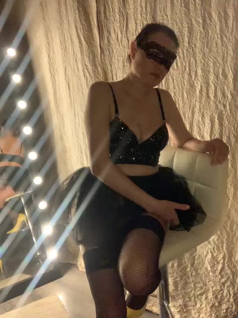 ----INNA---- Cam Model Chat October 10, 2025