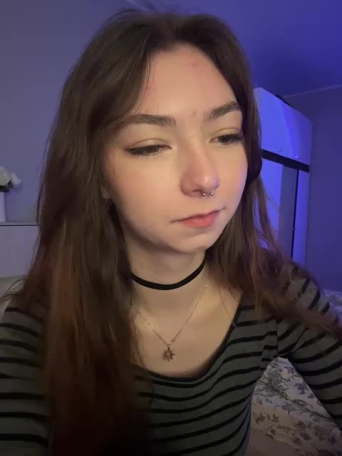 ShyAlya Cam Model Chat October 10, 2025