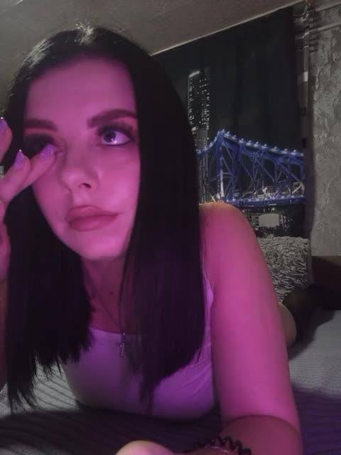 Nata17-1 Cam Model Chat October 10, 2025