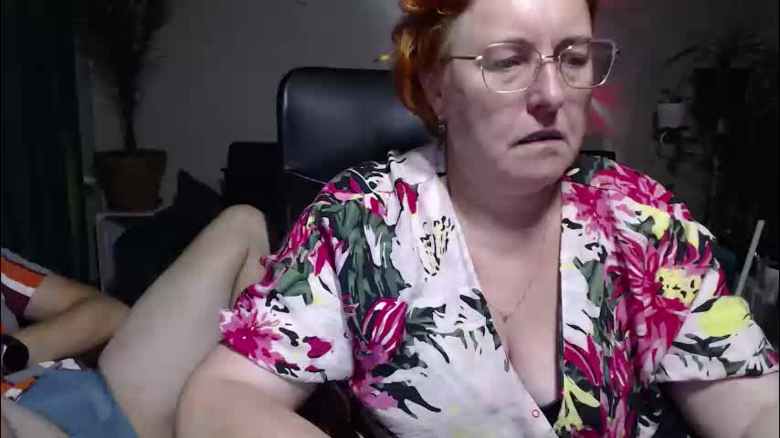 joannaandneighbour Cam Model Chat October 10, 2025
