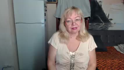 EvelynLoveShy Cam Model Chat October 10, 2025