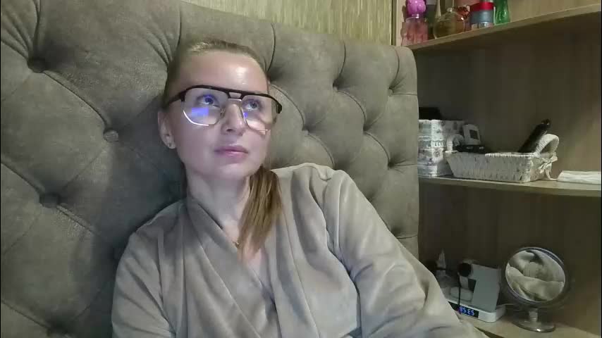 belleamiee Cam Model Chat October 10, 2025