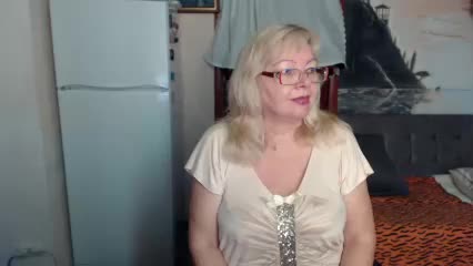 EvelynLoveShy Cam Model Chat October 10, 2025