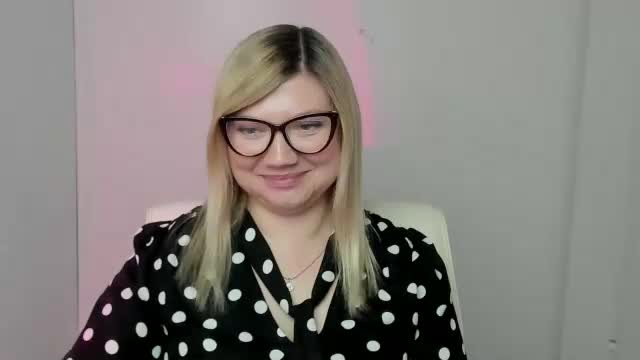 molly_moree Cam Model Chat October 10, 2025