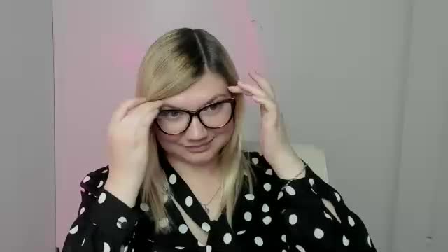 molly_moree Cam Model Chat October 10, 2025