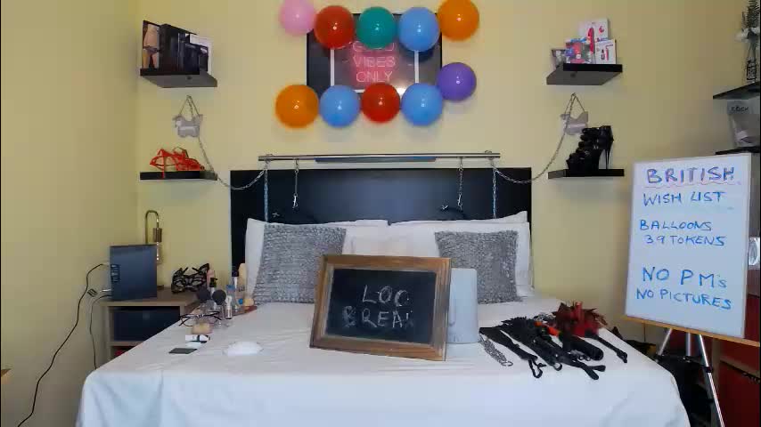 inannalove Cam Model Chat October 10, 2025