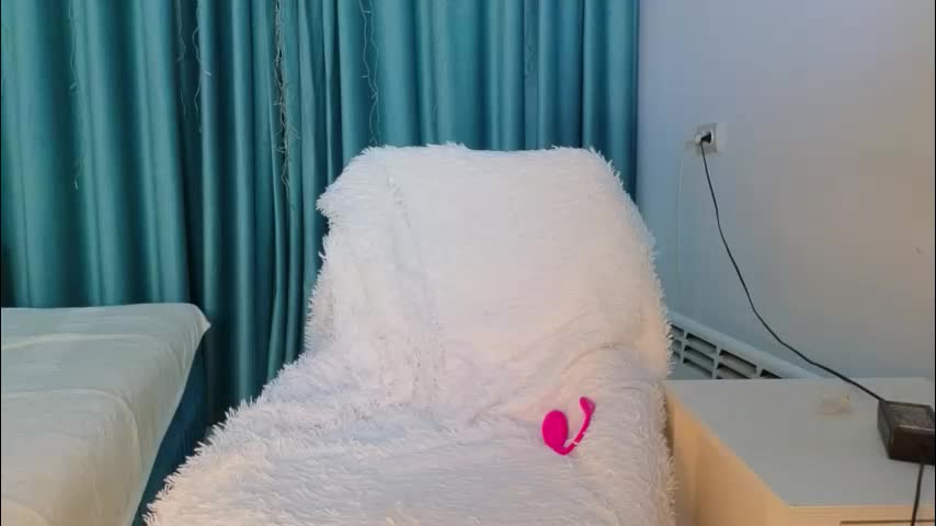 hey_herbal Cam Model Chat October 10, 2025