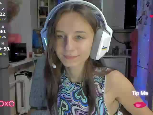 KikNika Cam Model Chat October 10, 2025