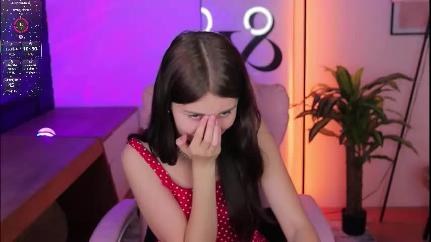 hailey__green Cam Model Chat October 10, 2025