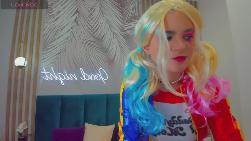 Selena_Cutiee Cam Model Chat October 10, 2025