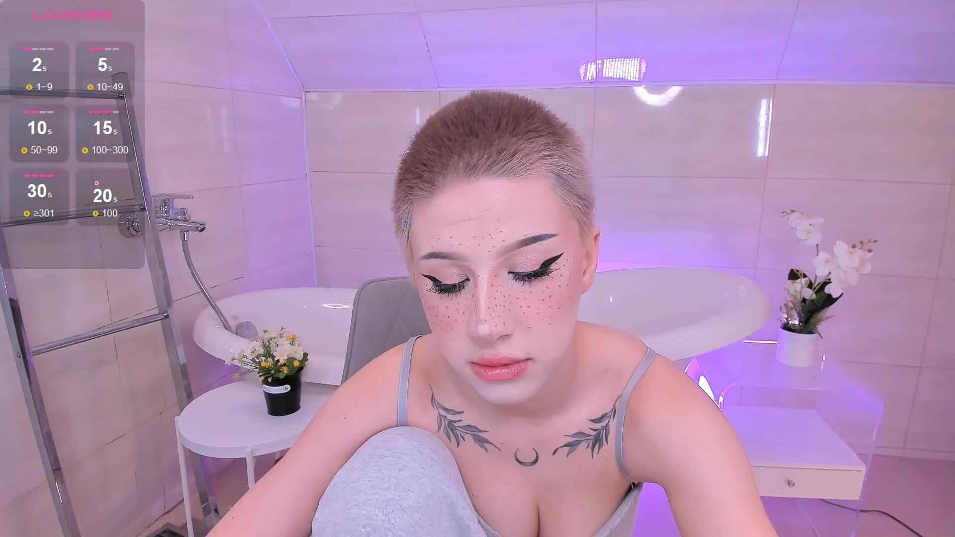 Necucubi Cam Model Chat October 10, 2025