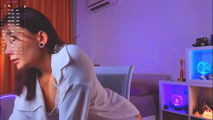 renochka Cam Model Chat October 10, 2025